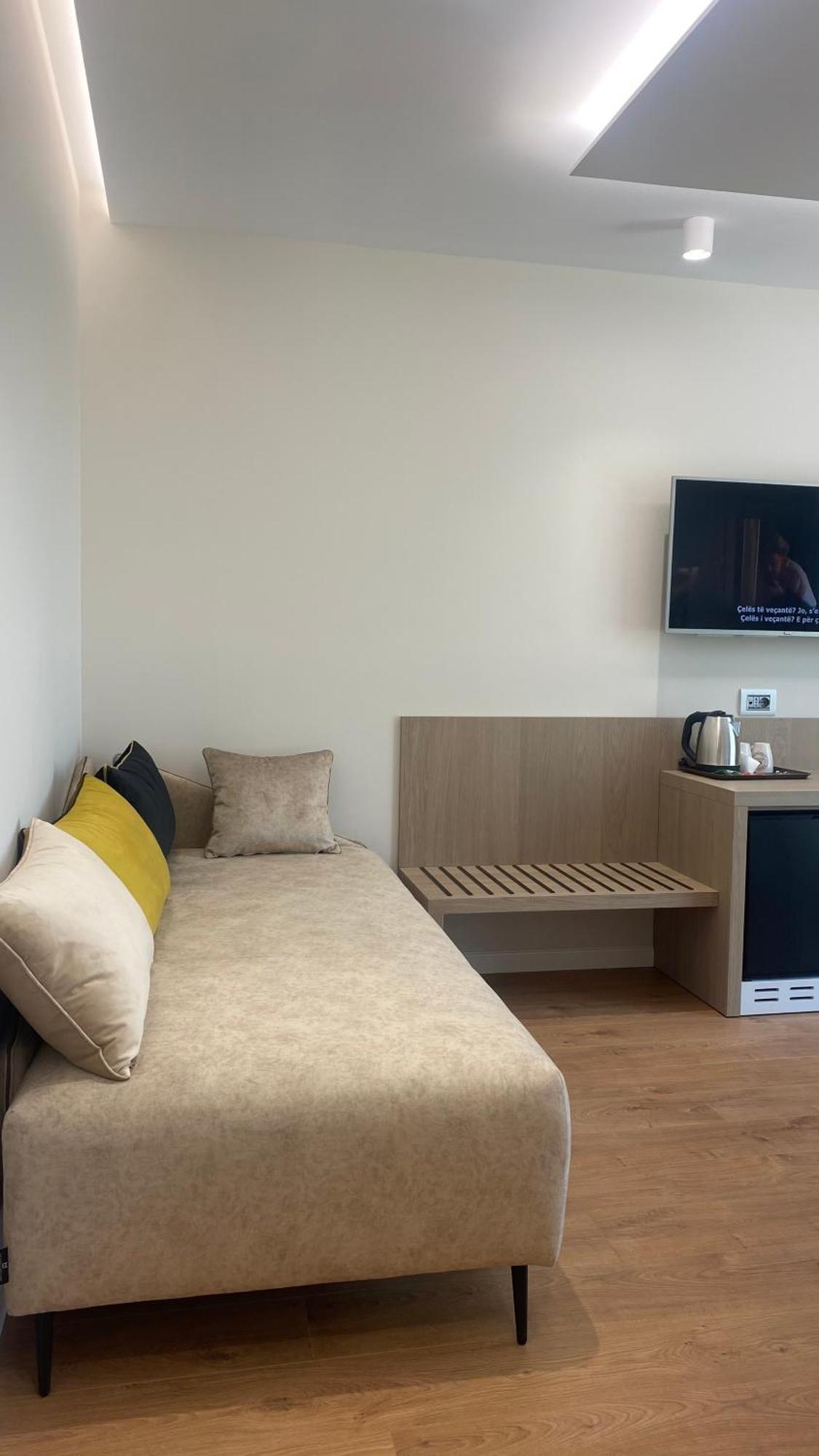 Marina Premium Hotel & Apartment Vlorë Δωμάτιο φωτογραφία